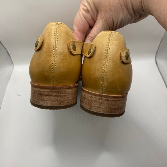 Caterpillar CAT Mona Leather Slip On Perforated Shoes Tan Brown Women’s Size 10 - Picture 4 of 7